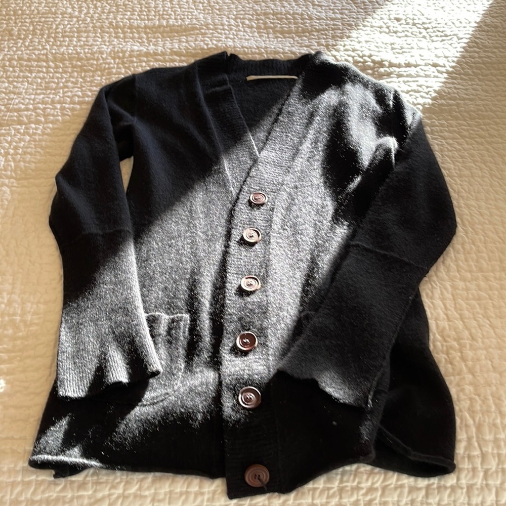 Vintage Y2K Twelfth Street by Cynthia Vincent black 100% cashmere cardigan.